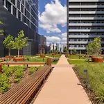 Bright In With Air Conditioning & Parking By Renters Kattowitz