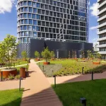 Bright In With Air Conditioning & Parking By Renters