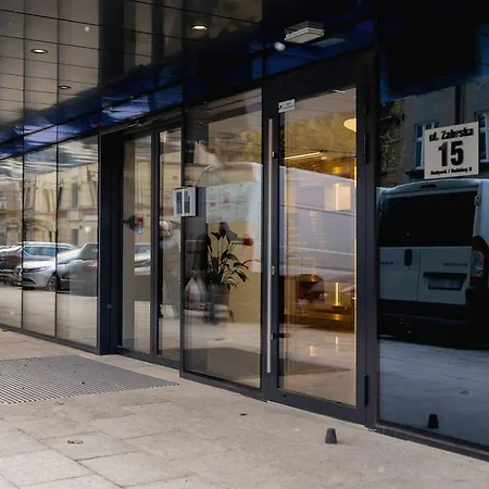 Apartament Bright In With Air Conditioning & Parking By Renters *