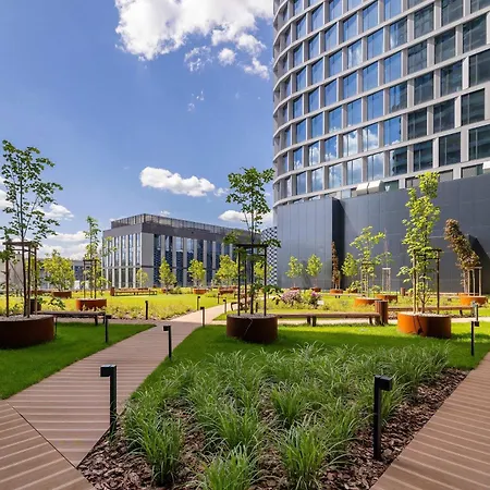 Bright In With Air Conditioning & Parking By Renters