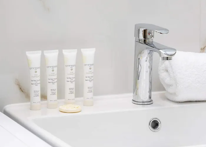 Apartament Bright In With Air Conditioning & Parking By Renters *