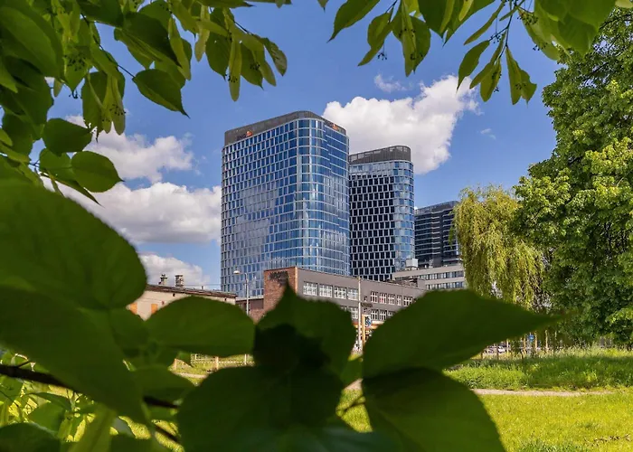 Apartament Bright In With Air Conditioning & Parking By Renters